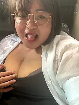 Snapshot of icewoman888 chatting on October 14, 2:34 am icewoman888 online show from October 14, 2:34 am