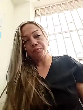 Madisson-04  online show from April 15, 7:58 pm