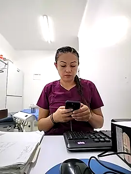 Madisson-04  online show from October 27, 7:37 pm