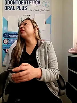 Madisson-04  online show from February 3, 1:27 pm