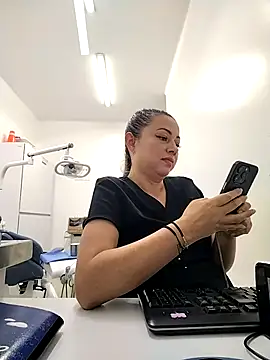 Madisson-04  online show from October 21, 6:51 pm