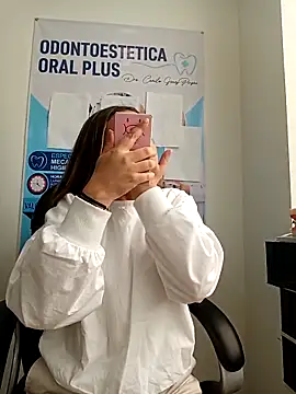 Madisson-04  online show from April 2, 3:41 pm