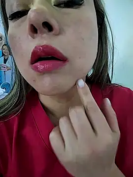 Madisson-04  online show from November 18, 3:15 pm