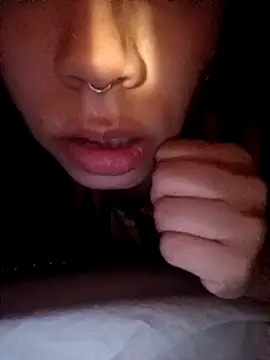 Marionelvira online show from March 11, 1:54 am