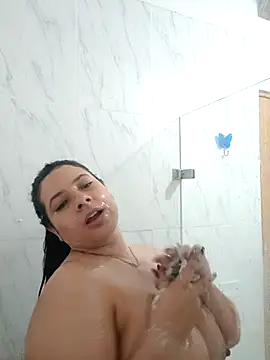 SophieCurves online show from October 5, 5:20 am