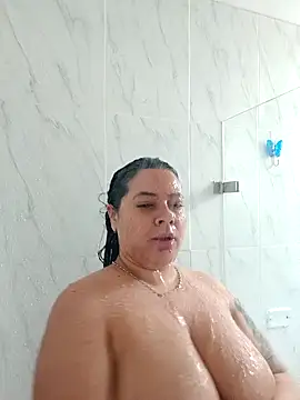 SophieCurves online show from October 4, 3:46 pm