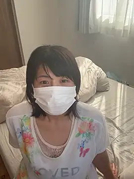 Snapshot of hanachan_001 chatting on October 23, 1:26 am hanachan 001 online show from October 23, 1:26 am