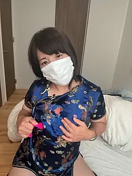 Snapshot of hanachan_001 chatting on October 29, 6:01 am hanachan 001 online show from October 29, 6:01 am