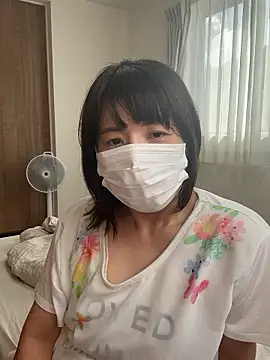 Snapshot of hanachan_001 chatting on October 9, 12:44 am hanachan 001 online show from October 9, 12:44 am