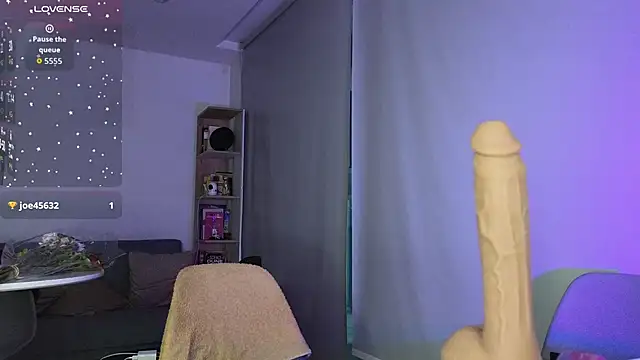 novafet online show from October 31, 10:49 pm