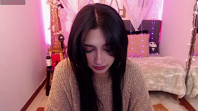 Snapshot of Cleofox_ chatting on November 22, 12:43 am Cleofox online show from November 22, 12:43 am