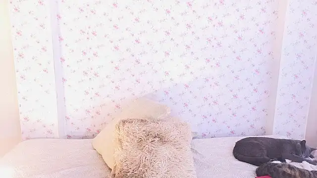 Snapshot of dahiana_marin chatting on February 2, 7:46 pm dahiana marin online show from February 2, 7:46 pm