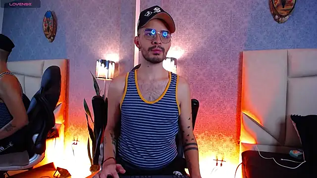 HairyDiamond  online show from September 27, 11:22 pm