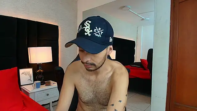 HairyDiamond  online show from September 15, 5:24 pm