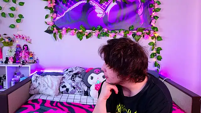 Night angell69 online show from April 5, 8:10 am