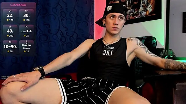 Snapshot of Sebas_maverick chatting on December 4, 2:32 am Sebas maverick online show from December 4, 2:32 am