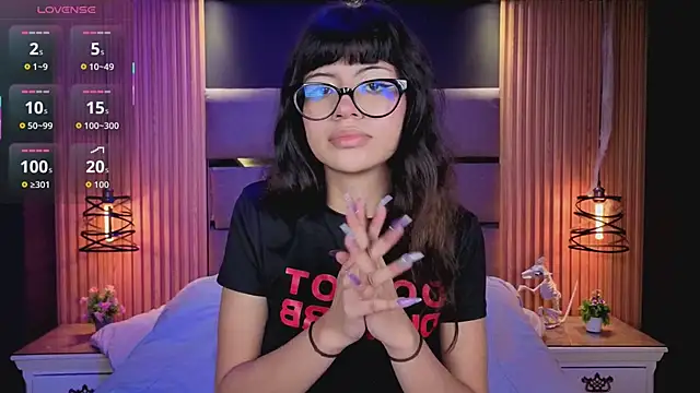 AlanaWalker9 online show from February 10, 4:00 am