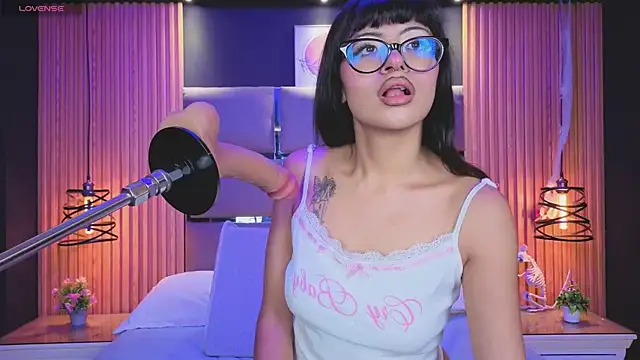 AlanaWalker9 online show from February 21, 3:41 am