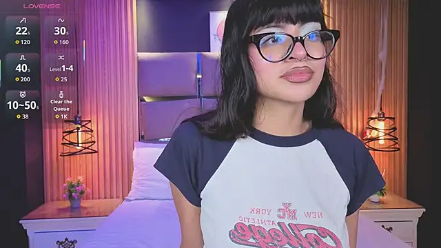 AlanaWalker9 online show from February 19, 3:47 am