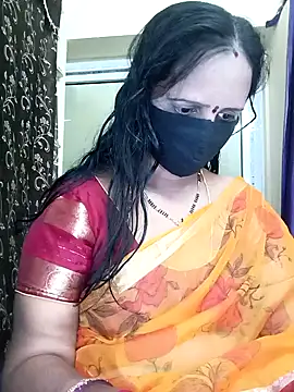 Snapshot of Mee_harini-telugupilla chatting on February 11, 4:01 am Mee harini-telugupilla online show from February 11, 4:01 am