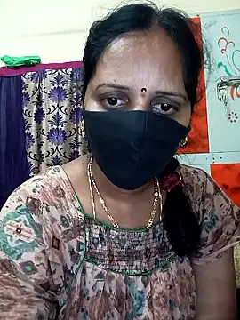 Snapshot of Mee_harini-telugupilla chatting on January 18, 2:04 am Mee harini-telugupilla online show from January 18, 2:04 am