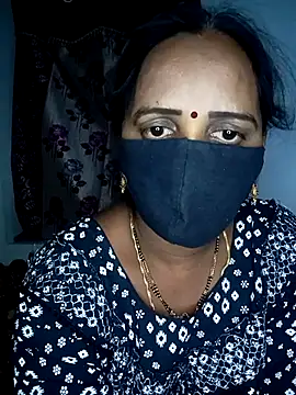 Snapshot of Mee_harini-telugupilla chatting on November 17, 4:55 pm Mee harini-telugupilla online show from November 17, 4:55 pm