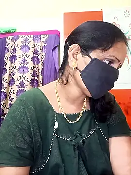 Snapshot of Mee_harini-telugupilla chatting on January 18, 2:53 pm Mee harini-telugupilla online show from January 18, 2:53 pm