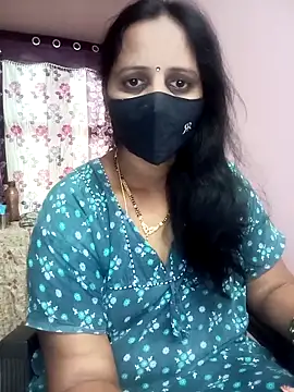 Snapshot of Mee_harini-telugupilla chatting on February 28, 3:39 am Mee harini-telugupilla online show from February 28, 3:39 am