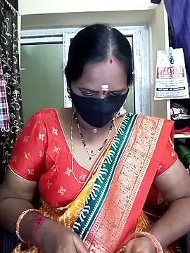 Snapshot of Mee_harini-telugupilla chatting on November 21, 4:11 am Mee harini-telugupilla online show from November 21, 4:11 am