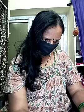 Snapshot of Mee_harini-telugupilla chatting on December 20, 3:09 am Mee harini-telugupilla online show from December 20, 3:09 am