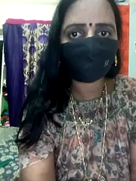 Snapshot of Mee_harini-telugupilla chatting on December 1, 2:18 pm Mee harini-telugupilla online show from December 1, 2:18 pm