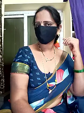 Snapshot of Mee_harini-telugupilla chatting on December 21, 10:39 am Mee harini-telugupilla online show from December 21, 10:39 am