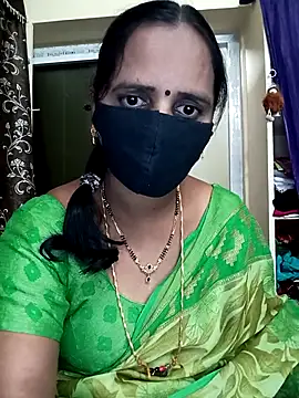 Snapshot of Mee_harini-telugupilla chatting on December 16, 5:00 am Mee harini-telugupilla online show from December 16, 5:00 am