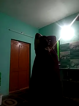 Snapshot of chubby_babitha-telugu chatting on October 26, 3:23 pm chubby babitha-telugu online show from October 26, 3:23 pm