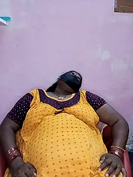 Snapshot of chubby_babitha-telugu chatting on November 30, 5:03 pm chubby babitha-telugu online show from November 30, 5:03 pm