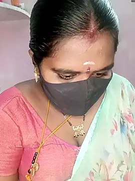 Snapshot of chubby_babitha-telugu chatting on November 24, 4:29 pm chubby babitha-telugu online show from November 24, 4:29 pm