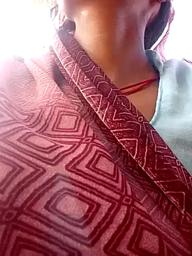 Snapshot of cutrashmi_hot47 chatting on September 11, 10:04 am cutrashmi hot47 online show from September 11, 10:04 am