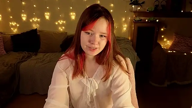 Snapshot of Sweetie_Hope chatting on July 18, 3:09 pm Sweetie Hope online show from July 18, 3:09 pm