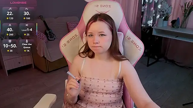 Sweetie Hope online show from October 4, 7:43 am