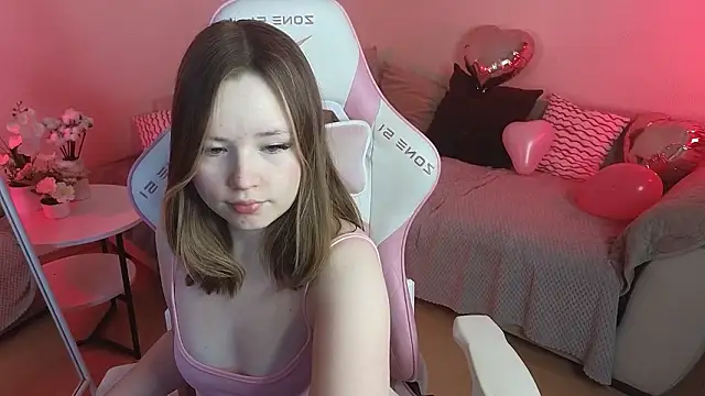 Sweetie Hope online show from February 14, 4:40 pm