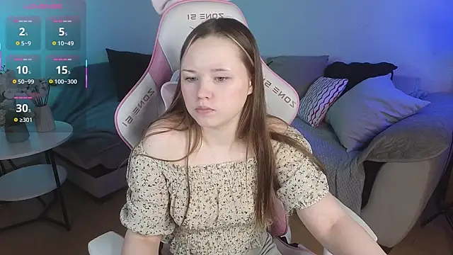 Sweetie Hope online show from December 19, 4:42 pm