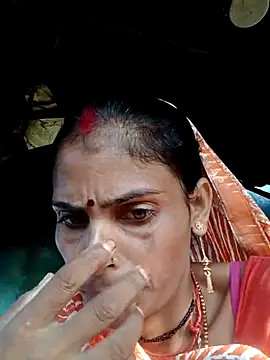 Snapshot of H_seema chatting on October 7, 1:28 am H seema online show from October 7, 1:28 am
