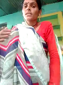 Snapshot of H_seema chatting on October 13, 1:18 am H seema online show from October 13, 1:18 am