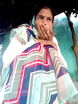 Snapshot of H_seema chatting on October 15, 1:15 am H seema online show from October 15, 1:15 am