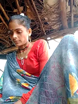 Snapshot of H_seema chatting on September 28, 2:07 am H seema online show from September 28, 2:07 am