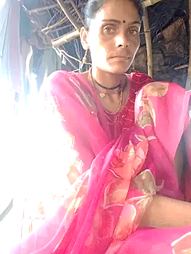 Snapshot of H_seema chatting on October 8, 1:40 am H seema online show from October 8, 1:40 am