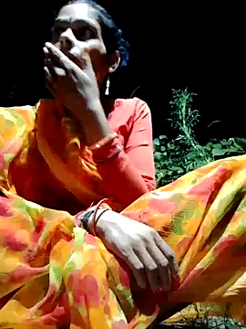 Snapshot of H_seema chatting on September 27, 12:06 am H seema online show from September 27, 12:06 am