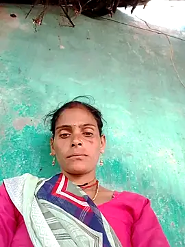 Snapshot of H_seema chatting on October 17, 4:05 am H seema online show from October 17, 4:05 am