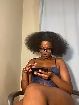 Moonzy77 online show from September 30, 5:41 pm