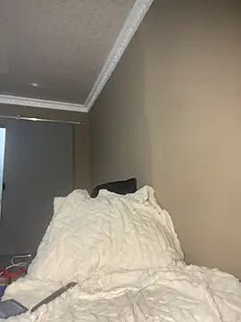 Moonzy77 online show from November 10, 12:15 am